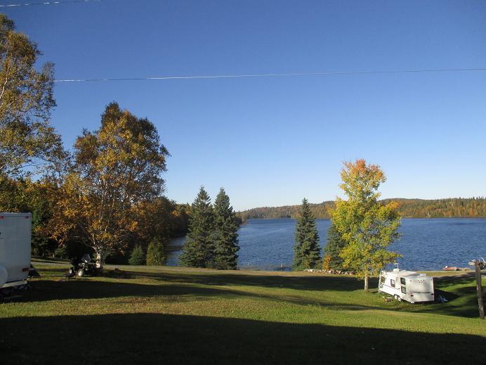 Catfish Lakefront Cabins & Campground Wawa Exterior foto