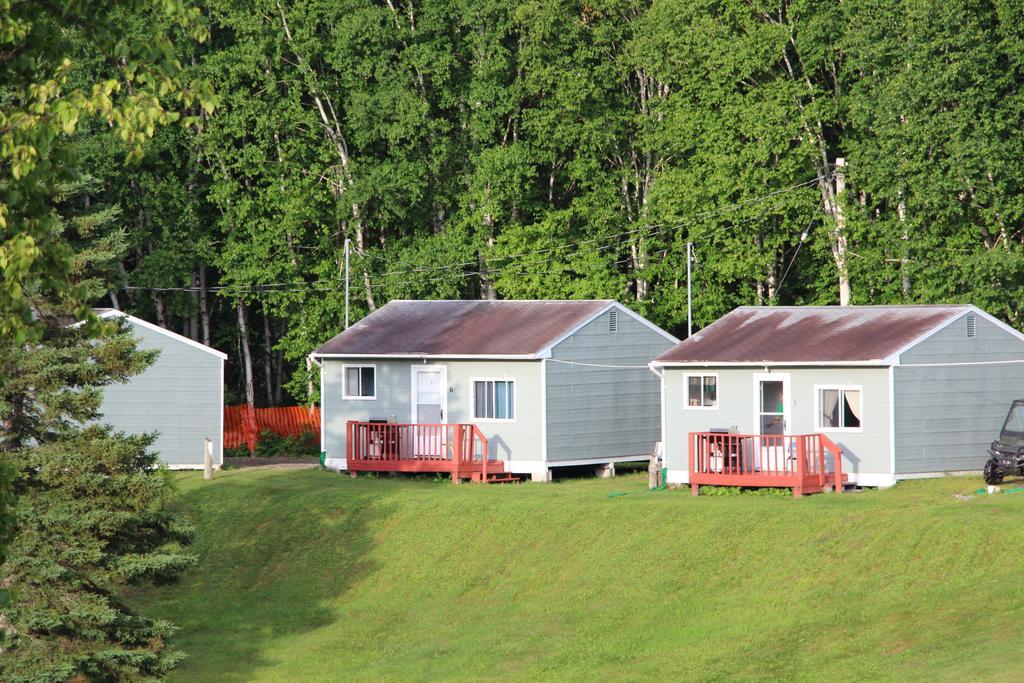 Catfish Lakefront Cabins & Campground Wawa Exterior foto